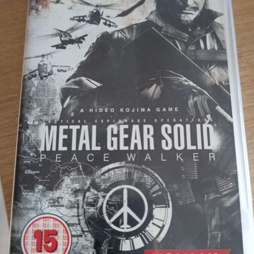 Metal Gear Solid Peace Walker PSP game like new