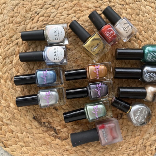 Set of 15 stamping nail polishes like new
