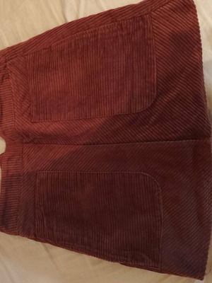 Corduroy women's skirt, color dusty apple, size small
