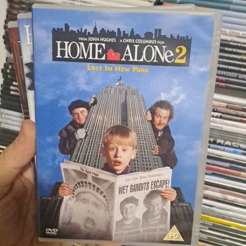 Home Alone DVD collection 4 movies like new with English subtitles