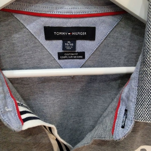 Tommy Hilfiger Polo shirt XL custom fit like new, grey and white