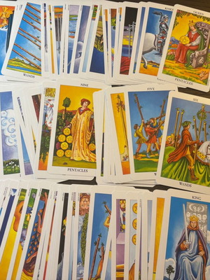 Radiant Rider-Waite Tarot Deck new, without box