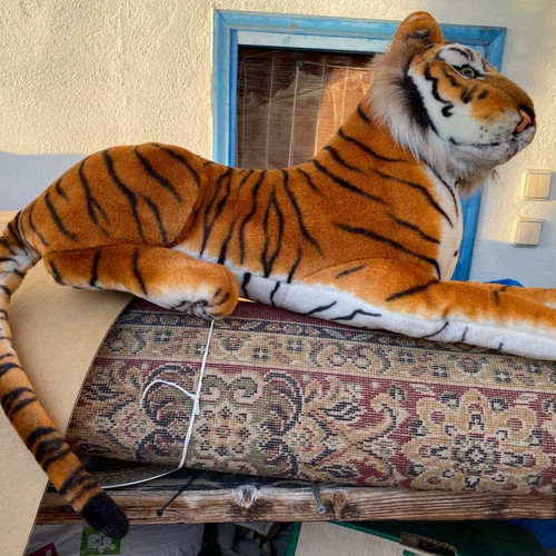 Large plush decorative tiger like new