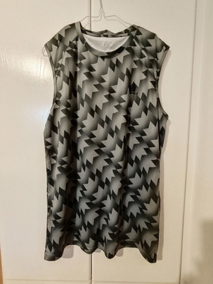 Admiral sleeveless sports shirt size L like new, black and grey