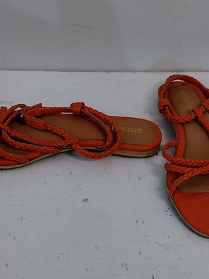 Attrattivo sandals orange used, size 37