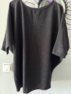 Women's black blouse XL like new