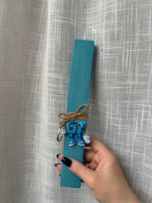 Candle 6-7 new with keychain