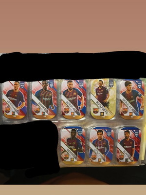 Barcelona Fifa Adrenalyn caps used, sold as a pack