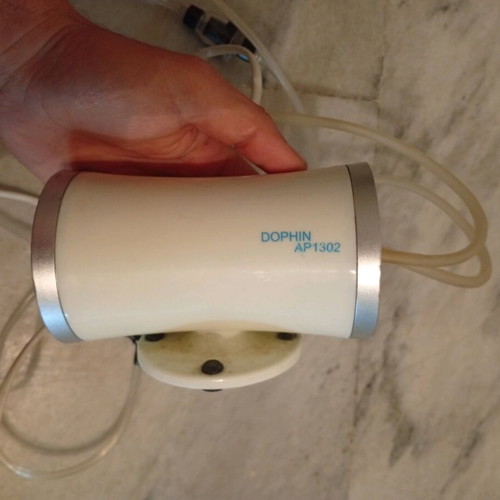 Dophin aquarium air pump used, pack with tubing and air stone