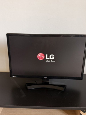 LG 22MT49DF-PZ TV monitor used, 21.5 inches