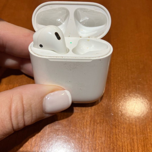 AirPods case used
