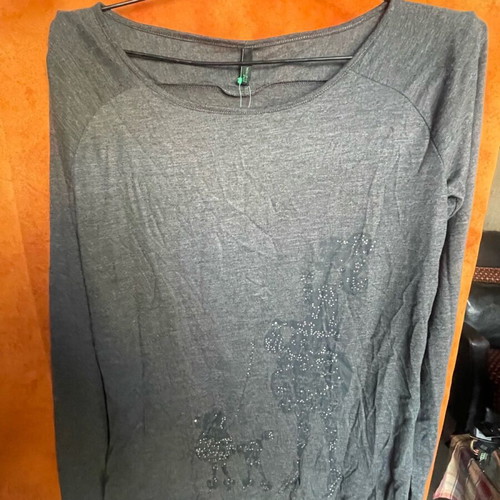 Women's long-sleeve blouse new, size Small