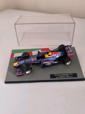Μινιατούρα F1 Red Bull Racing S.Vettel 2013 σαν καινούργιο, 1:43 κλίμακα