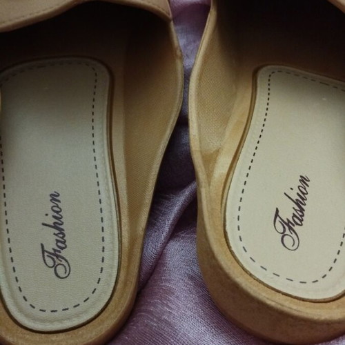 Slip on women's shoes beige new size 40 ballerinas