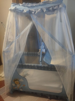Playpen like new with changing table and regular mattress