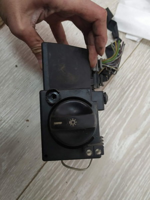 Light switch for Mercedes-Benz E-Class Sedan W210 E290 used