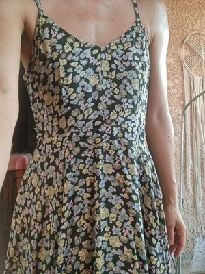 Floral dress like new, made in Spain, very fresh and comfortable