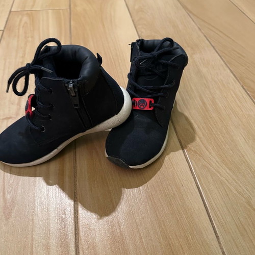 H&M boots used, kids size 28, dark blue with zipper