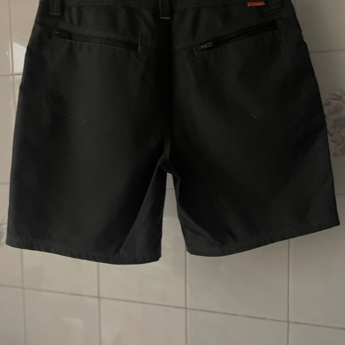 Icebreaker Merino women's trail shorts like new, size 28/38, gray