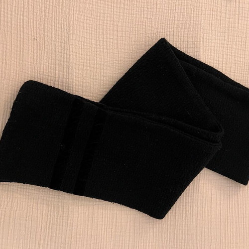 Wool scarf used, black, very warm