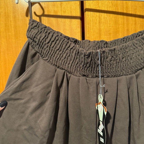 Beige dark sweatpants with elastic waist new