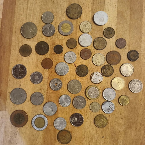 Foreign coins used, pack