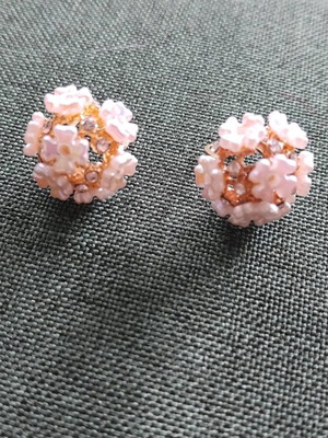 Дамски обеци цветя нови, бели