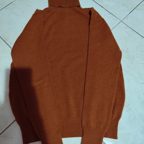 Women's turtleneck sweater like new, size small