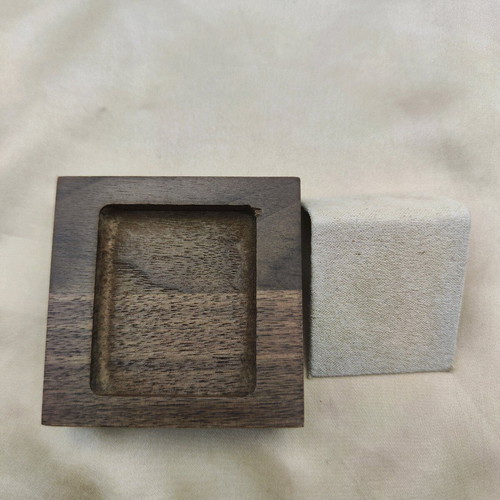 Earring display stand new, wooden, beige and brown