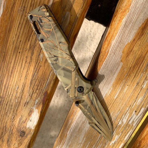 Buck folding knife like new with blade lock