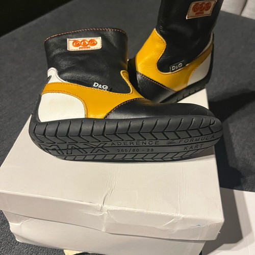 Dolce & Gabbana leather baby boots like new No23