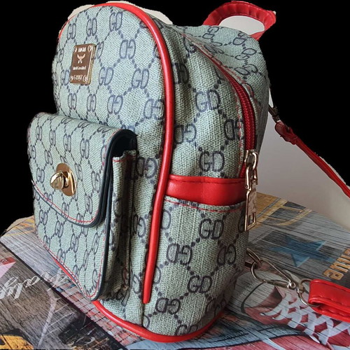 Small Chic Backpack like new