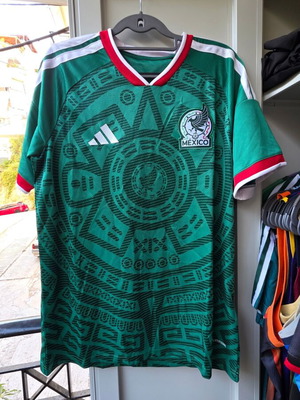 Εμφάνιση Mexico Παγκόσμιο Κύπελλο 2026, XL, επίσημο αντίγραφο
