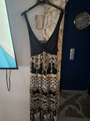 Long printed dress like new, black and yellow