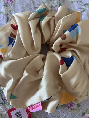 Karavan scrunchie, yellow