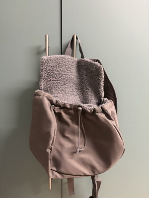 Pet carrier for small dog like new with warm lining ideal for winter