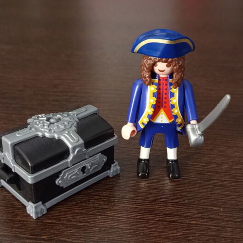 Playmobil pirate figure with treasure chest used