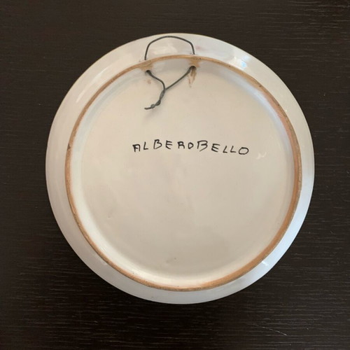 Decorative handmade Alberobello plate from Italy like new