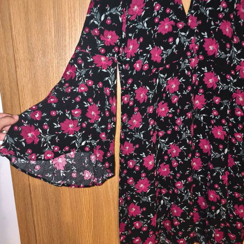 American Eagle Outfitters floral dress size S like new, black with fuchsia flowers