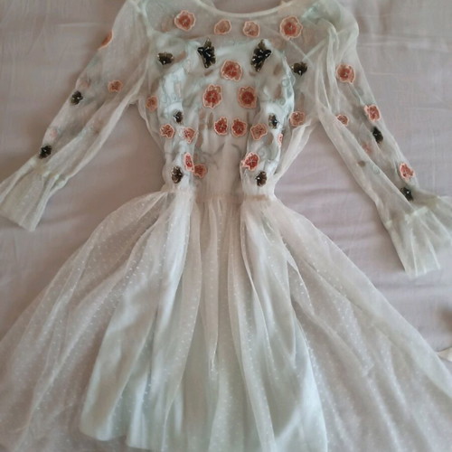 Fairy dress polka dot with tulle and embroidered details, like new, size S