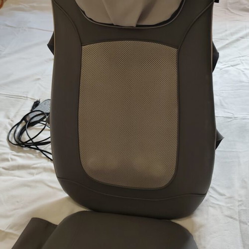 Shiatsu massage seat used for neck and back with heat function