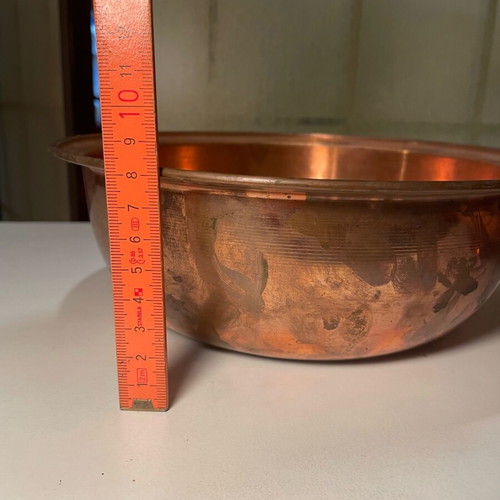 Copper vessel used in good condition