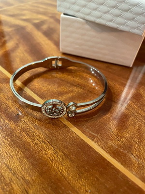 Silver bracelet with tree of life new in its box