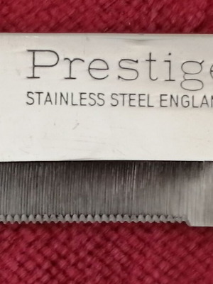 Bread Knife Prestige England new