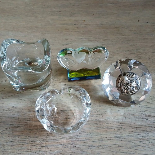 Glass decorations like new, pack of 4 pieces
