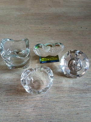 Glass decorations like new, pack of 4 pieces