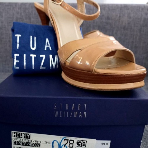 Stuart Weitzman Nude Patent Sandals size 38 like new