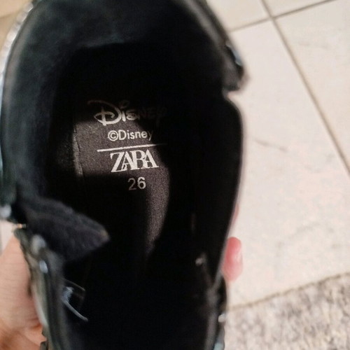Zara kids boots size 26 like new, black Disney