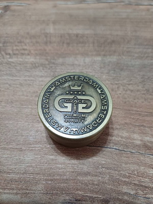Tobacco grinder used from Amsterdam