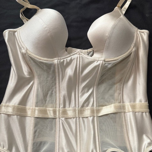 Beige corset Shein like new, size M